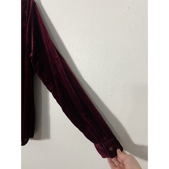 Maeve By Anthropologie Wine Red Button Down Velvet Shirt Size 6 - Picture 11 of 15